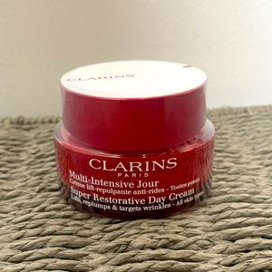 Clarins - Super Restorative Day Cream - NEW